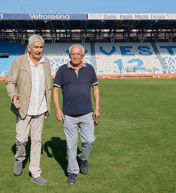 Ferrara, gli specialisti dell’erba del Mazza: «La curiamo come un bambino»