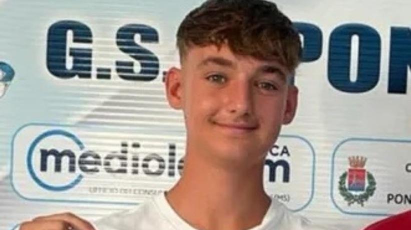 Villafranca, la comunità piange la vita spezzata di Gabriel: «Ciao campione»