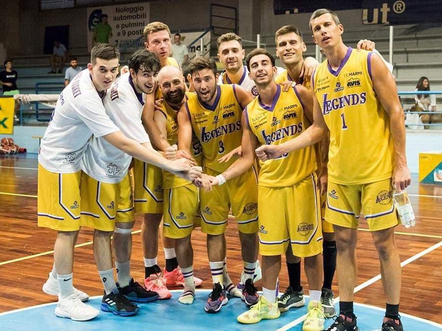 Basket, sorridono il Cmc e i Legends