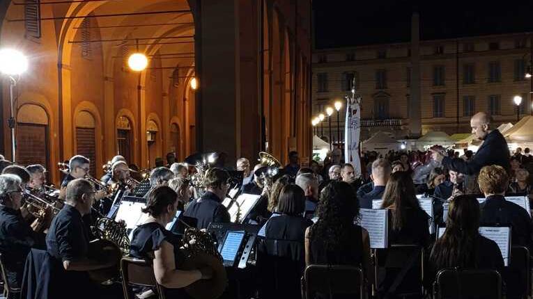 Filarmonica vittima di un video fake: su Tik Tok “suona” Faccetta Nera
