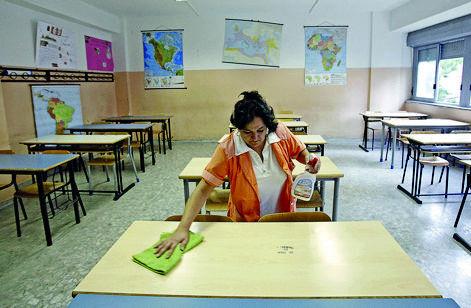 Scuola, a Massa conto alla rovescia per la scuola ma mancano bidelli e segretari