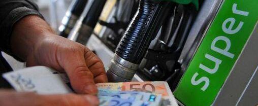 Benzina oltre i due euro al litro, il triste record ancora nel Nuorese 