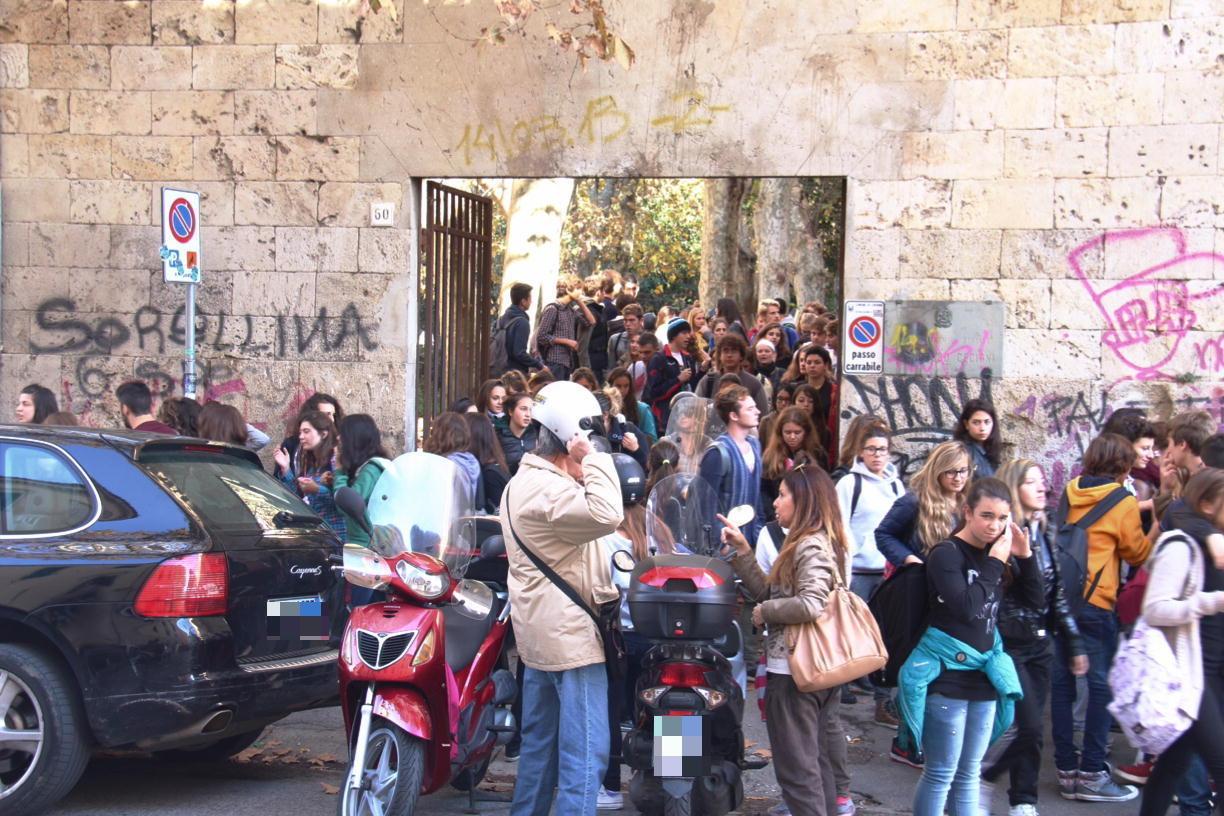 Livorno, incognite su orari e classi: ecco cosa attende i seimila studenti delle superiori