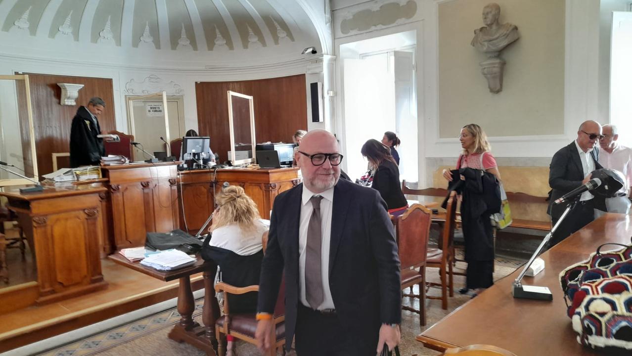 Il sindaco di Livorno, Filippo Nogarin, in aula