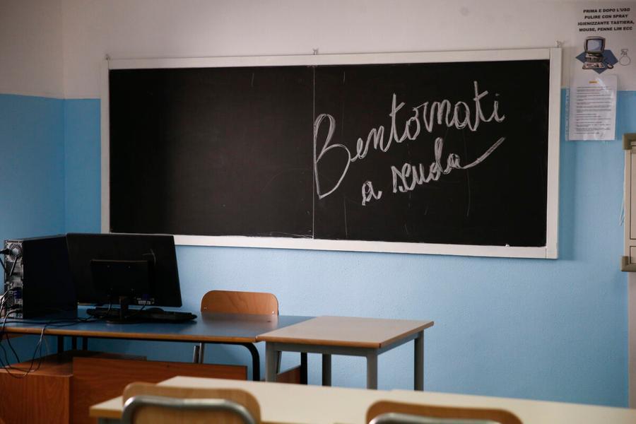 Scuola, in Toscana prima campanella tra prof precari ed edifici degradati