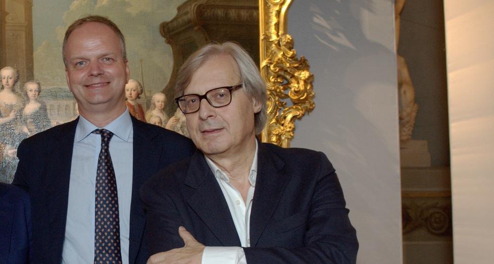 Comunali a Firenze, Schmidt meno boutade e sempre più candidato. Sgarbi: «E perché no?»