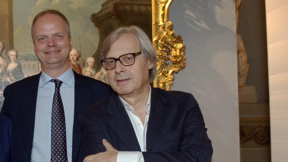 Comunali a Firenze, Schmidt meno boutade e sempre più candidato. Sgarbi: «E perché no?»