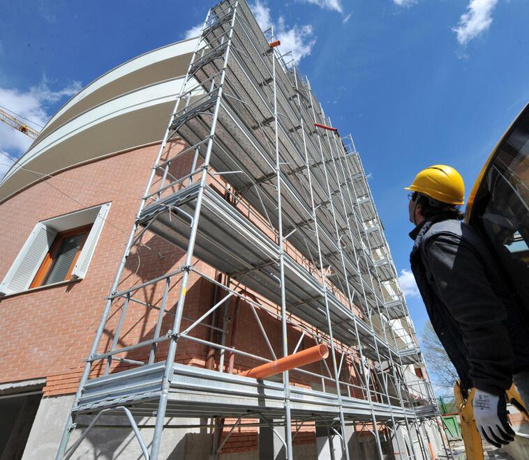 Lavoro, in provincia di Lucca rallenta la domanda: sono 2.680 le figure richieste