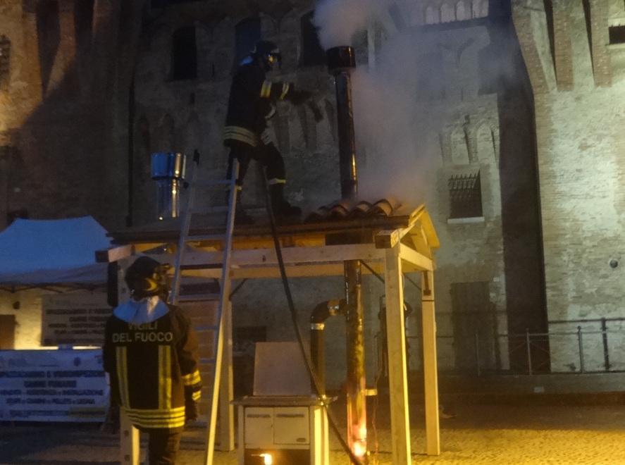 La cattiva pulizia dei camini può provocare incendi 