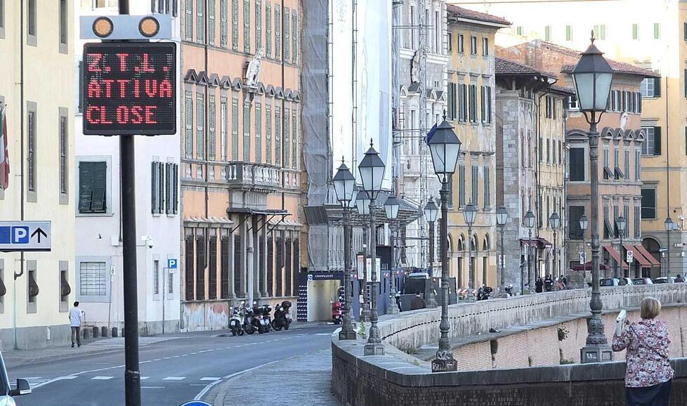 Pisa, “furbetti” della Ztl: in arrivo cinque nuovi varchi in uscita