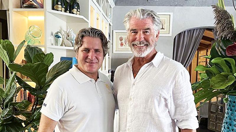 
	L'attore al ristorante Franco Mare in Versilia

