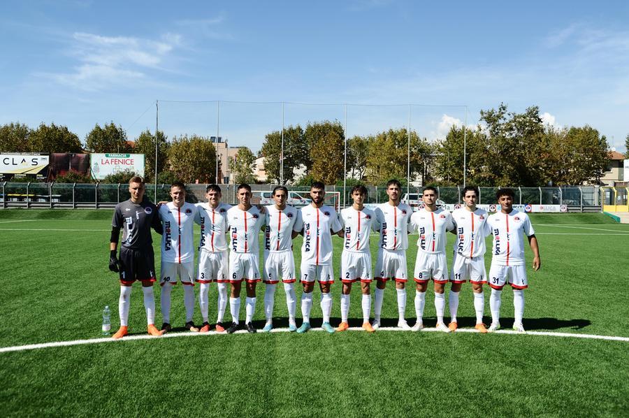 Il Super Cecina gioca a poker