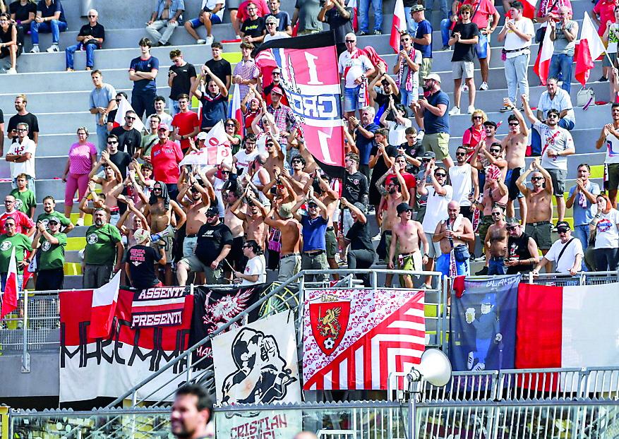Grifone, tegola nel post derby: problemi alla spalla per Sabelli<br>

