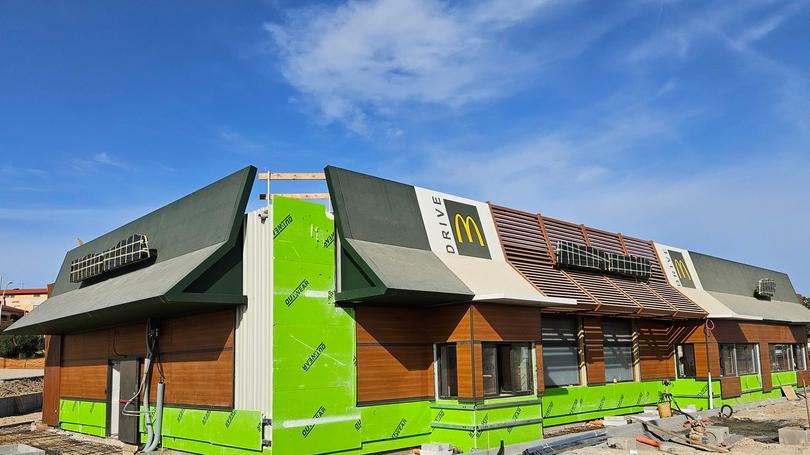 Porto Torres, McDonald’s apre un nuovo ristorante e cerca 50 persone da assumere 
