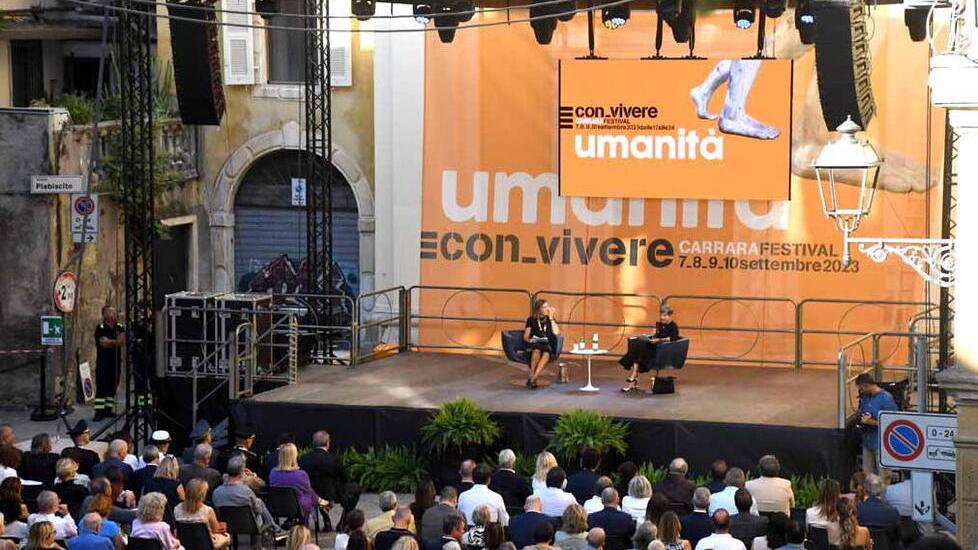 Carrara, il bilancio di Con-vivere: un giro d’affari di 900mila euro in 4 giorni