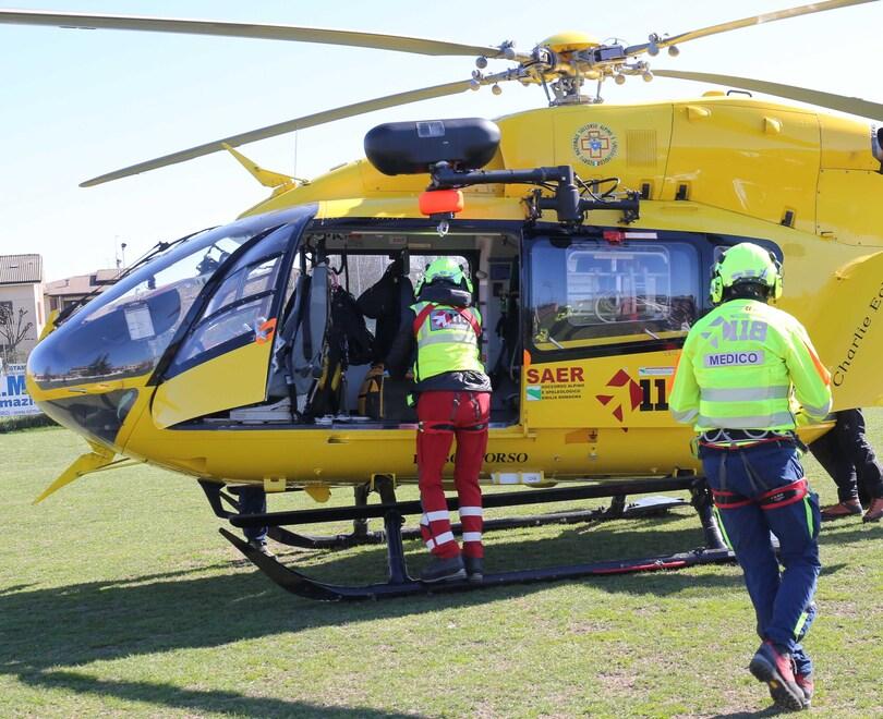 Pieve a Nievole, resta in prognosi riservata la bimba caduta da tre metri