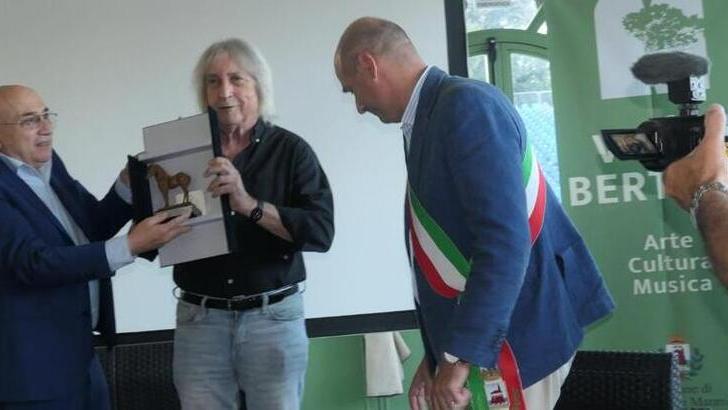 Premio Villa Bertelli, Enrico Vanzina: «A Forte l’estate è meravigliosa»
