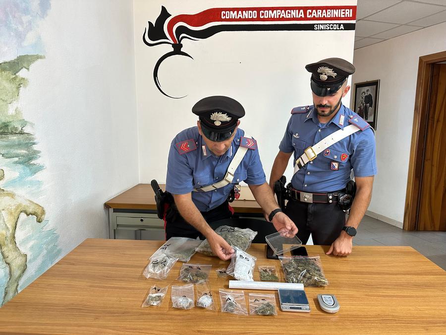 
	La droga sequestrata

