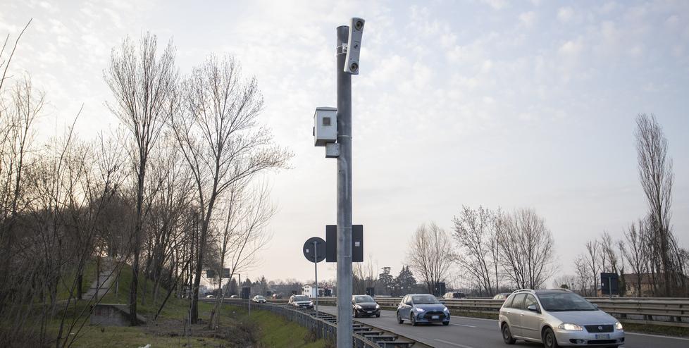 Quanto vale un anno di multe? Il Comune di Modena prevede 21 milioni