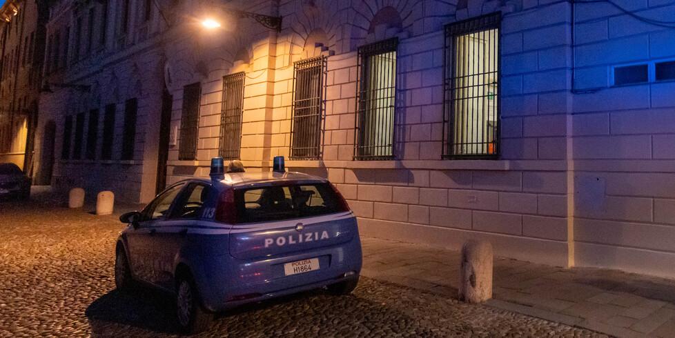 Copparo, picchia l’agente poi fa denuncia