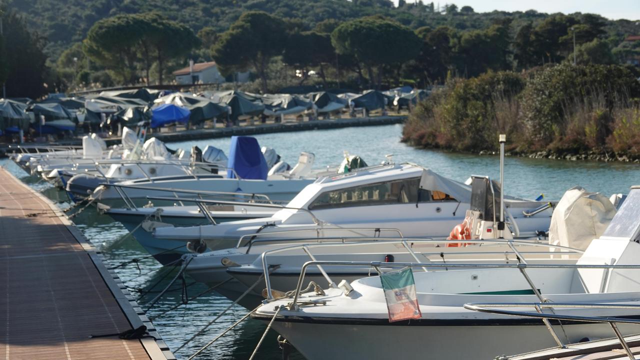 Monte Argentario, il sindaco: «Ridateci gli ormeggi oppure al parcheggio metterò il filo spinato»