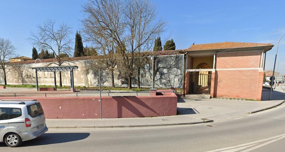 Ponsacco, emergenza cattivi odori al cimitero. Troppi loculi difettosi: almeno 10 da sostituire