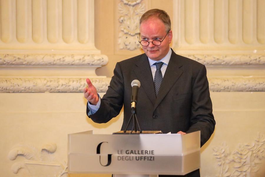 Firenze, in 67 firmano il manifesto contro Schmidt: «Prima di fare campagna elettorale lasci gli Uffizi»