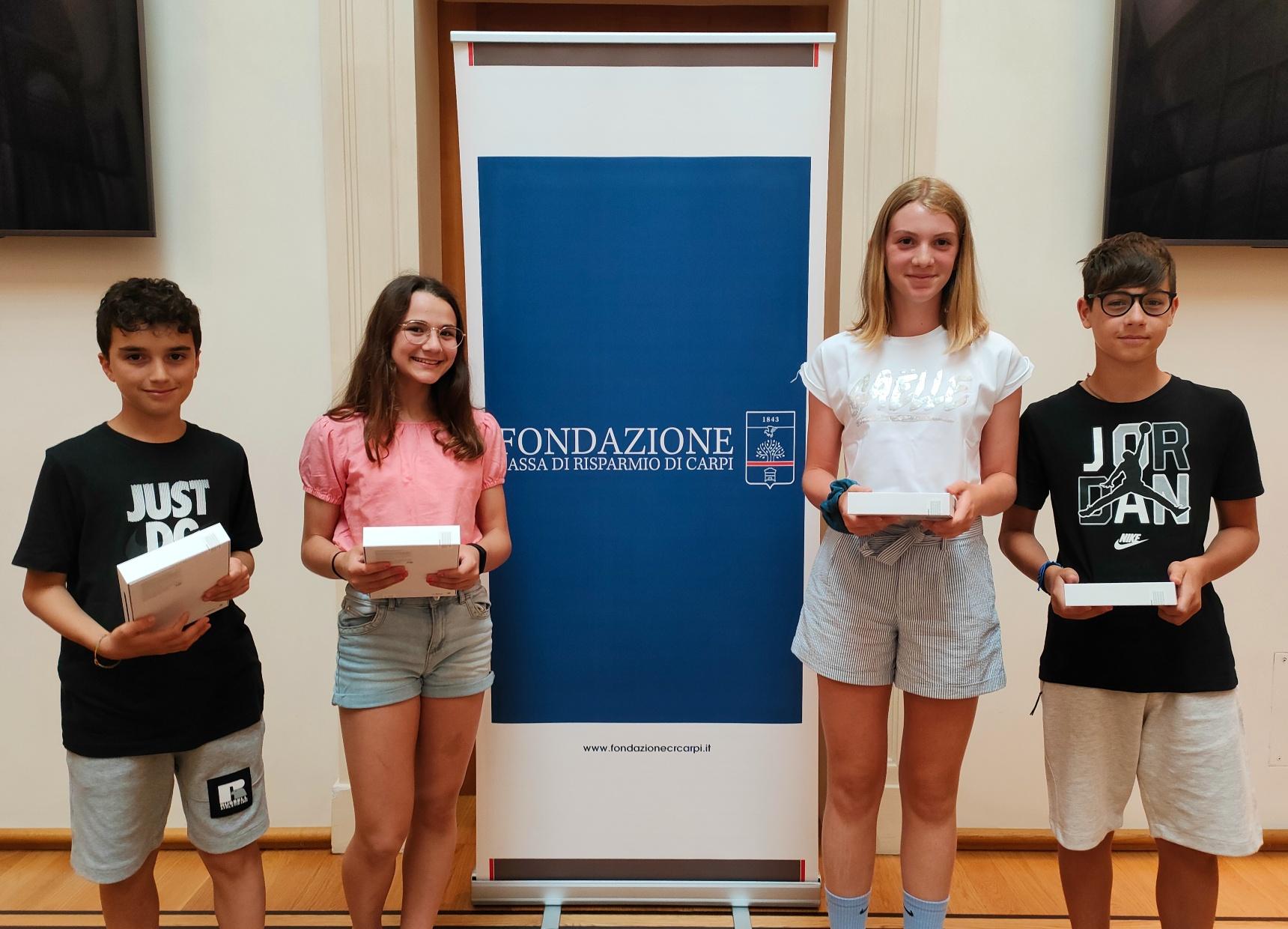 La Fondazione di Carpi premia i “super studenti”: in regalo un pc o un viaggio<br type="_moz" />

