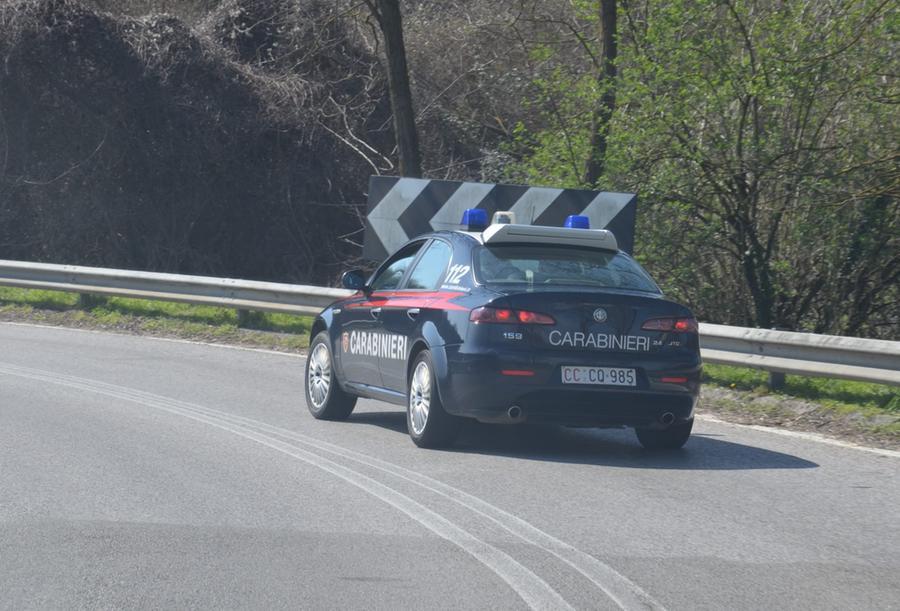 Villaputzu, passa col rosso e non si ferma all’alt dei carabinieri: motociclista nei guai