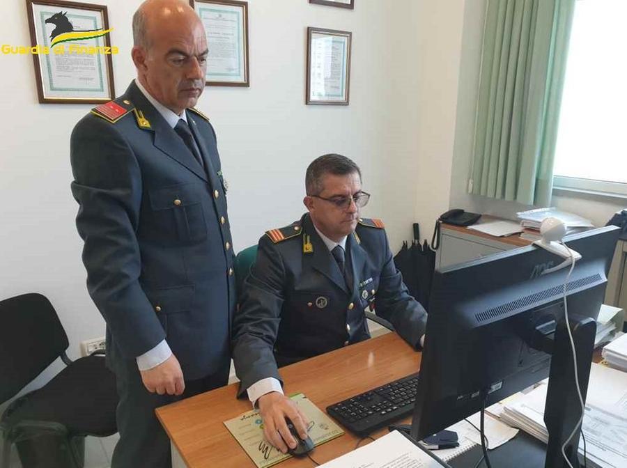 
	Le fiamme gialle al lavoro durante un controllo (foto d'archivio)

