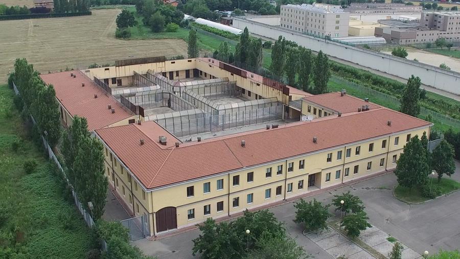 “A Modena non riapriremo il Cpr. No alle tendopoli in città”