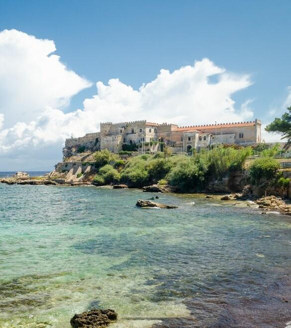 Fare a Pianosa l’isola dei migranti? Sammuri boccia l’idea di Barbetti: «Può accogliere poche presenze»