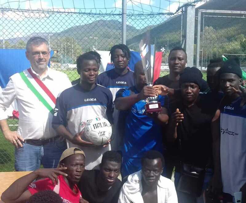 Dai barconi alla vittoria: il trofeo Aurora va ai richiedenti asilo