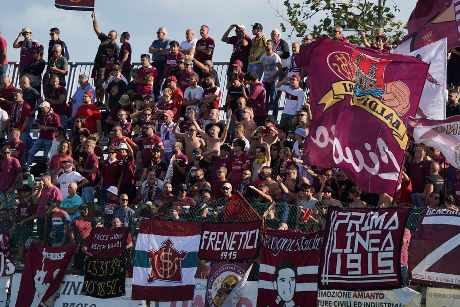 
	I tifosi amaranto a Santa Croce&nbsp;

