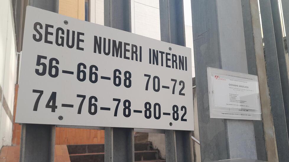 Livorno, indagato amministratore: «Ha fatto sparire i soldi dal conto corrente del condominio»