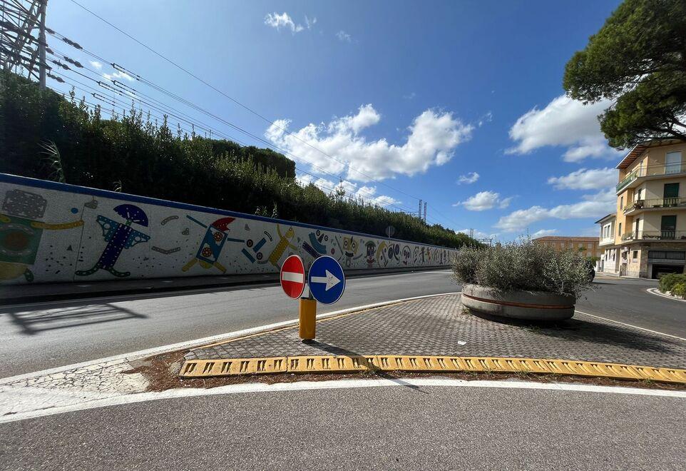 La zona in cui l’avvocata ha subìto la rapina venerdì sera (foto Franco Silvi)