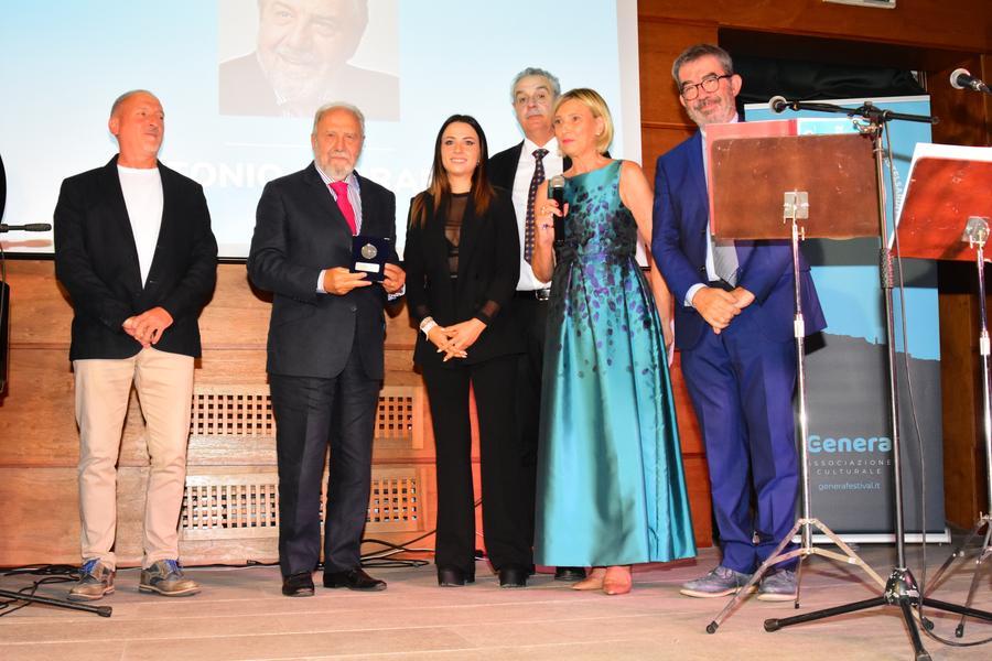 Antonio Caprarica: «Troppe notizie false»