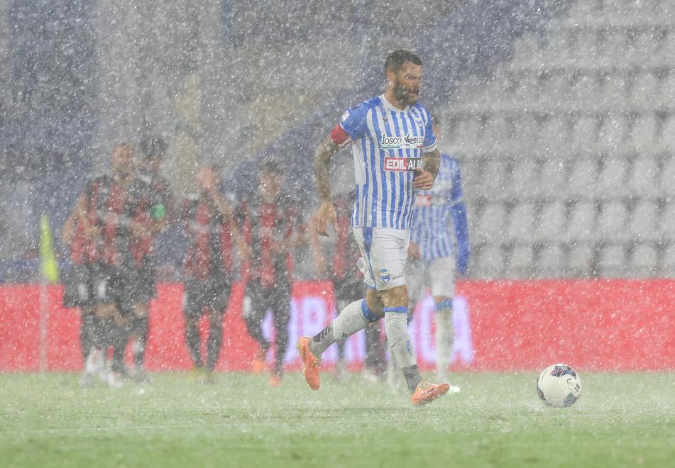 Ferrara, la Spal dalle stelle al pantano: segna, è ribaltata, poi lo stop