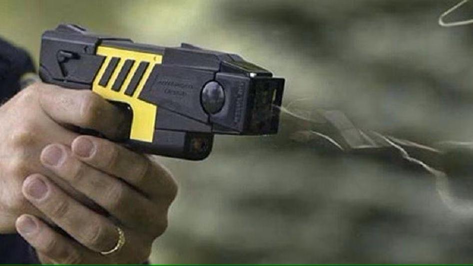 Taser alla municipale e rapporto diretto col sindaco, Ziello (Lega): «Sulla sicurezza garantito il salto di qualità»
