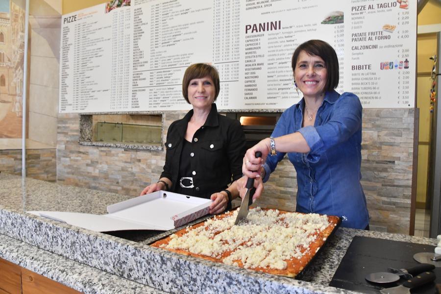 Sassari, mezzo secolo di sapori e passione: festa grande per la pizzeria Oggiano