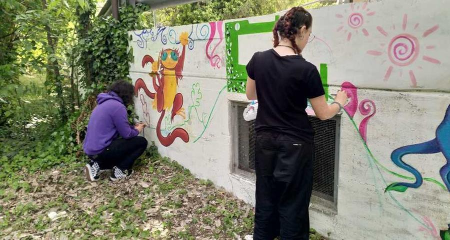 Il murale del Chierici “Animali fantastici” colora il San Lazzaro