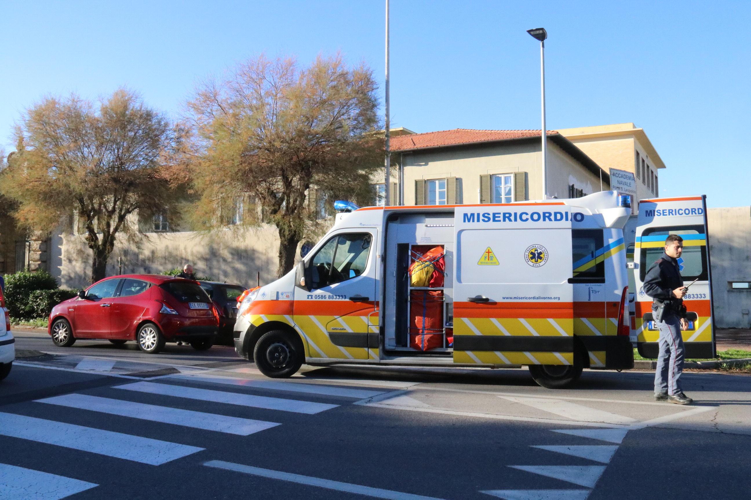 Un incidente nella zona dell'Accademia