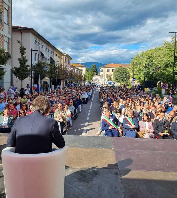 Recalcati a Capannori: la lectio magistralis pagata 26mila euro