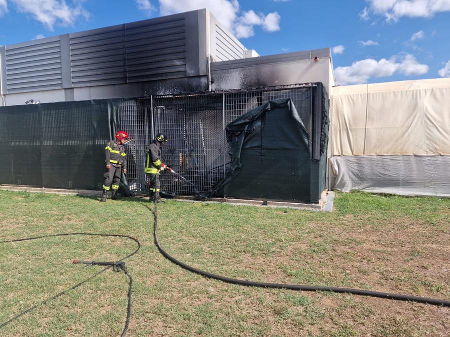 Grosseto, incendio al supermercato Lidl