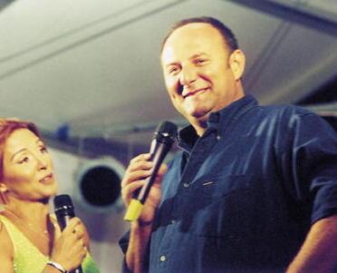 Gerry Scotti, uno dei volti più familiari delle reti Mediaset