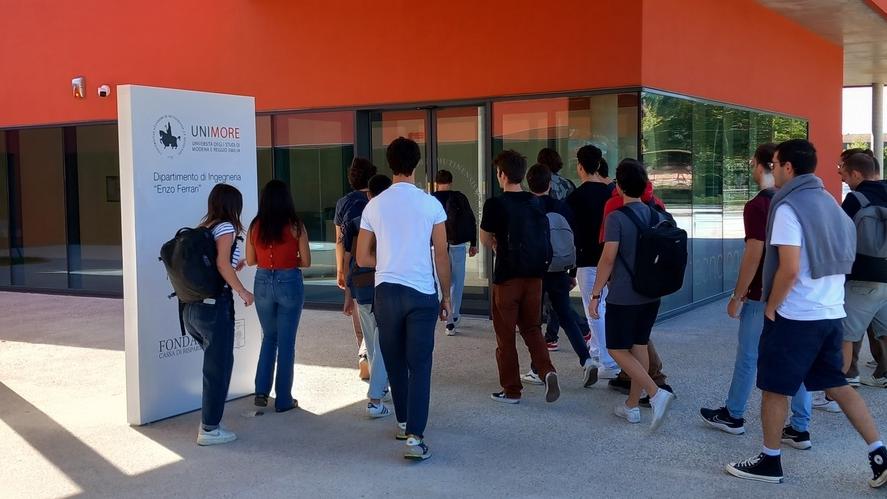 Università a Carpi, la prima campanella: a inaugurare il Polo 20 studenti 