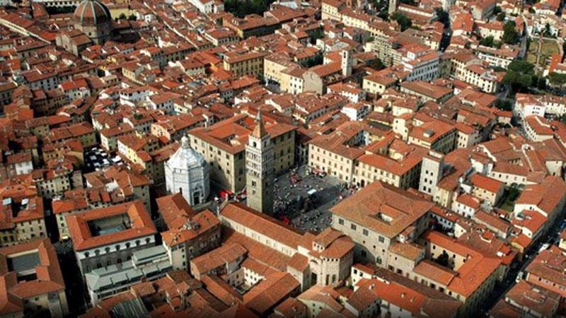 Pistoia, frena il mondo del mattone. Acquisti giù del 28 per cento