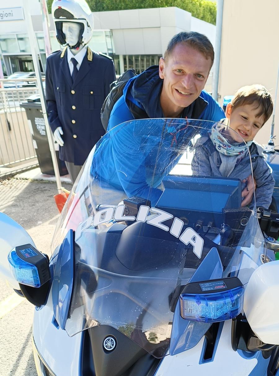 La Polizia “fa il botto” a Castelnovo Monti