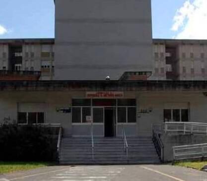 Ospedali lunigianesi, lo studio della Uil: «Ogni anno si possono fare 7mila esami in più»
