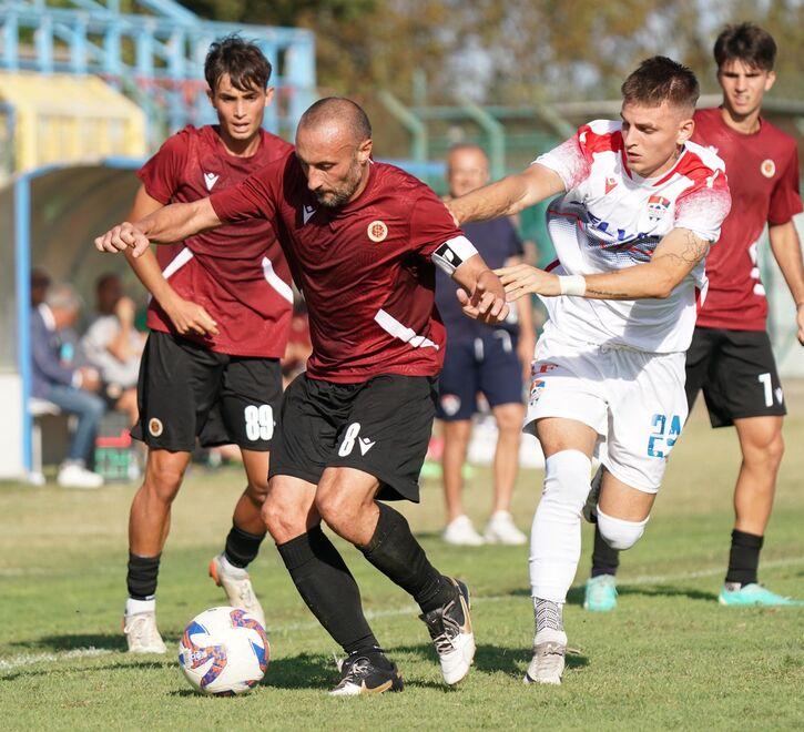 Livorno, ci sono Luci che non si spengono: a 38 anni è un gran capitano